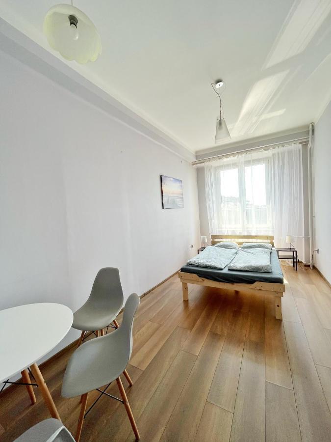 Room In Old Town クラクフ エクステリア 写真